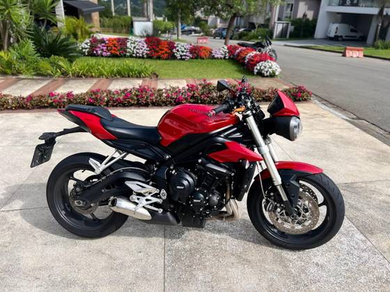 TRIUMPH STREET TRIPLE 765 S 